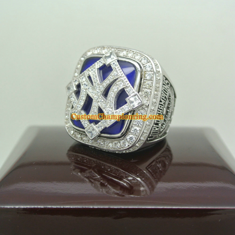 Derek Jeter 2009 New York Yankees World Series Ring Replica With Wooden Display Box